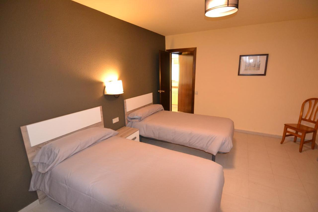 Apartamentos Turisticos Poblado Аринсал Экстерьер фото
