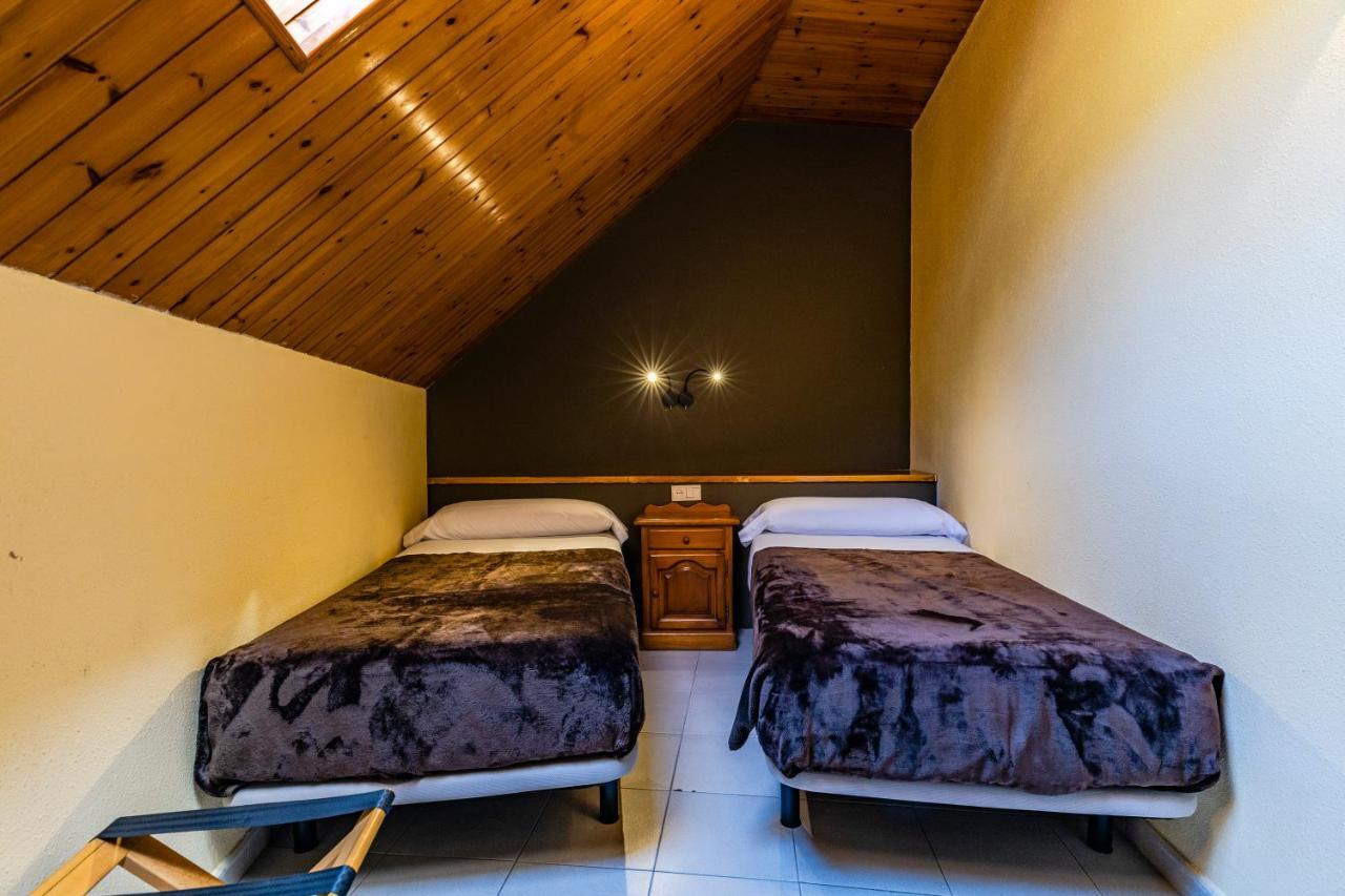 Apartamentos Turisticos Poblado Аринсал Экстерьер фото